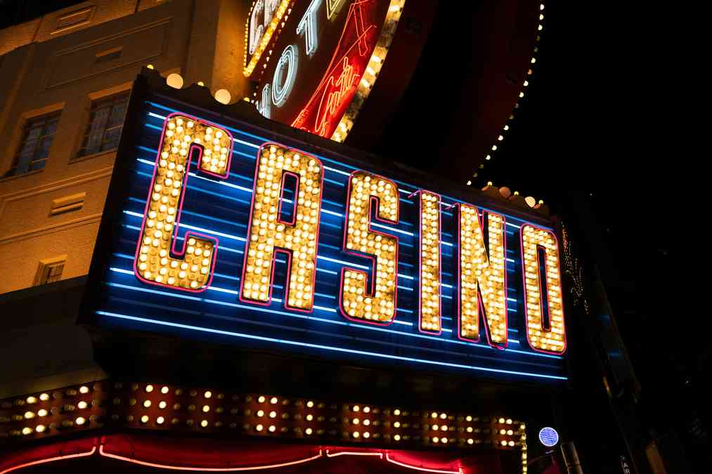 Plinko Casino: How to Win and Maximize Your Chances